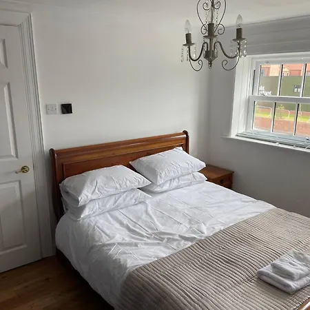 Grammar School Yard Four Bedroom Free Parking Kingston upon Hull Exterior photo