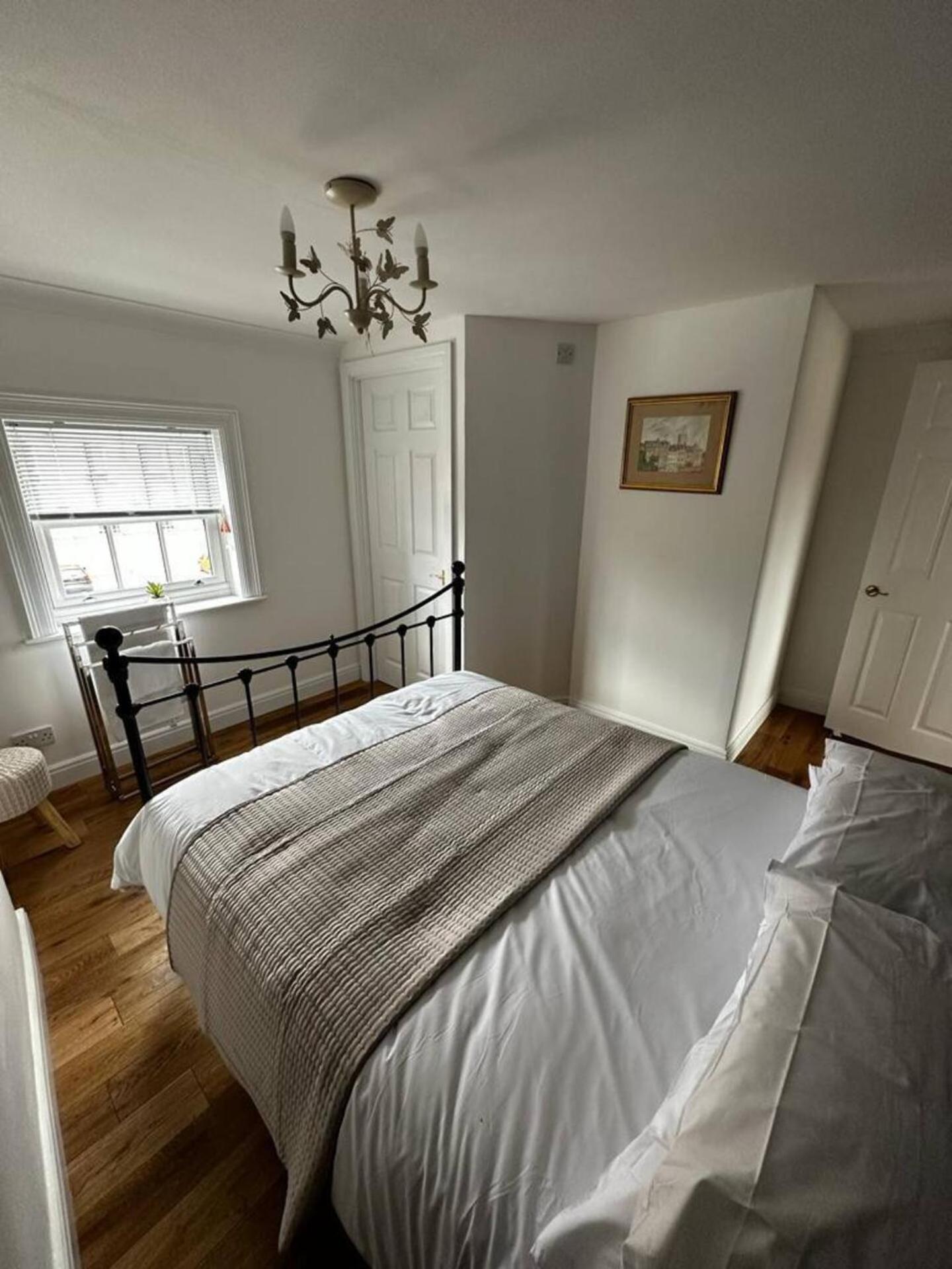 Holiday home Grammar School Yard Four Bedroom Free Parking
