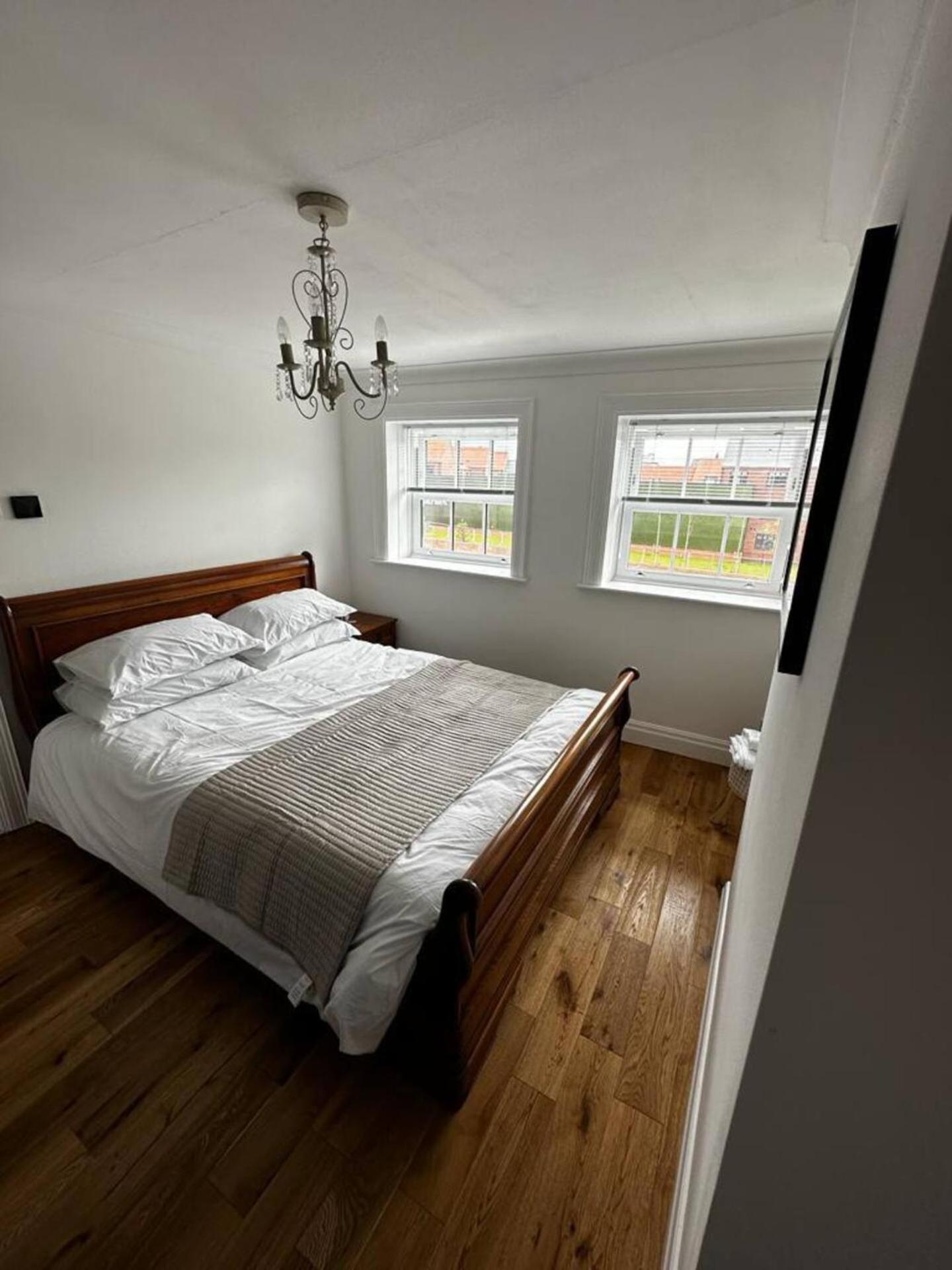 Holiday home Grammar School Yard Four Bedroom Free Parking *